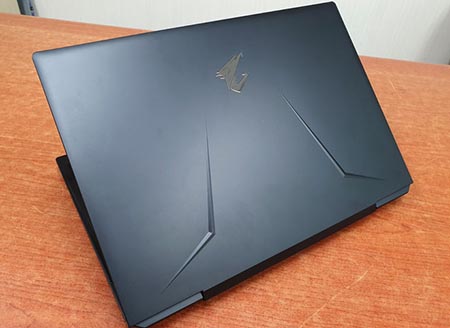 게임과 사용자를 위한 탄탄한 기반 갖춘 게이밍 노트북, AORUS 5N V10